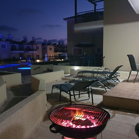 Sirena Sunrise, Apartment 4 Paphos Exterior foto