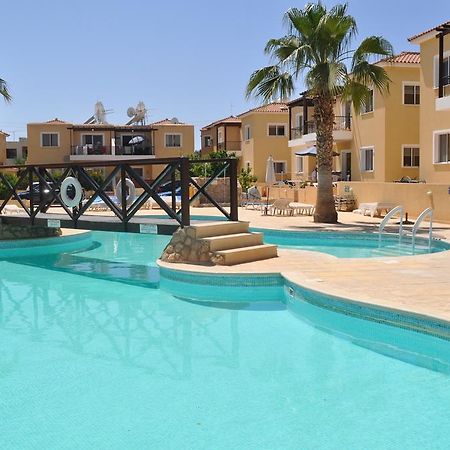 Sirena Sunrise, Apartment 4 Paphos Exterior foto